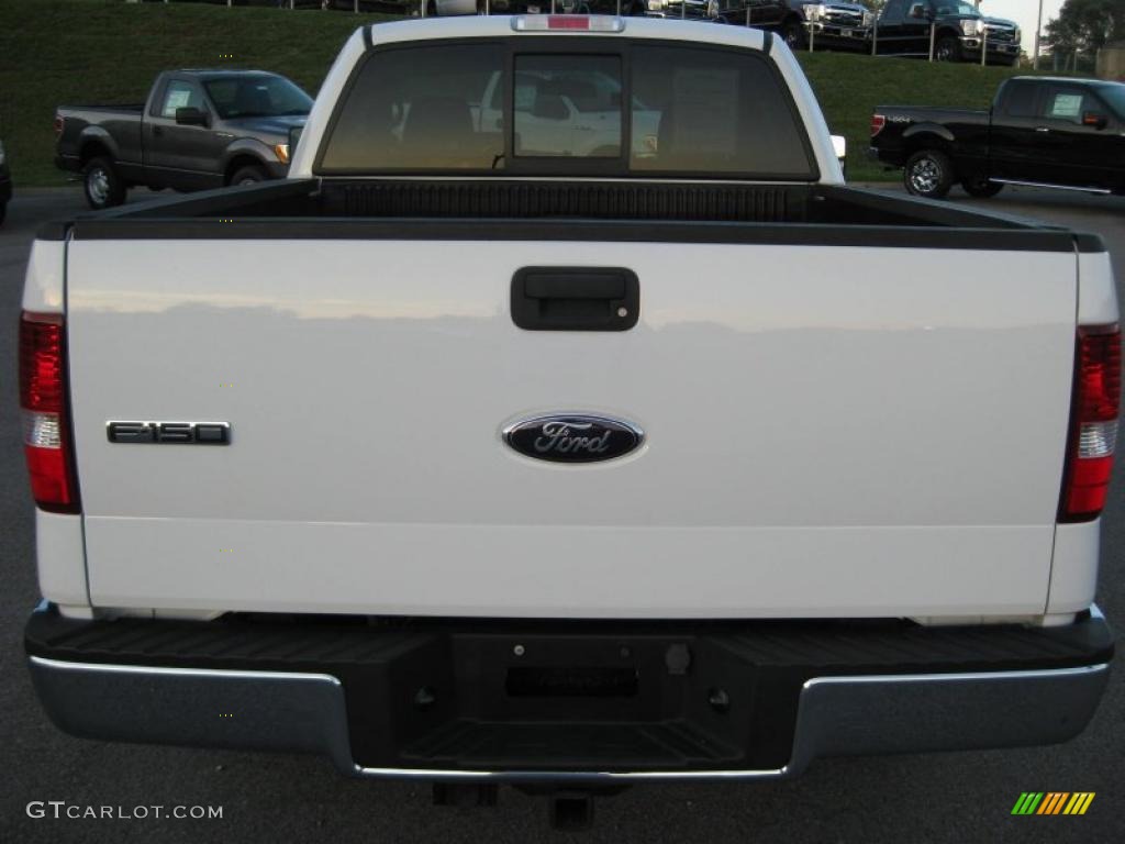2006 F150 XL Regular Cab - Oxford White / Medium Flint photo #7