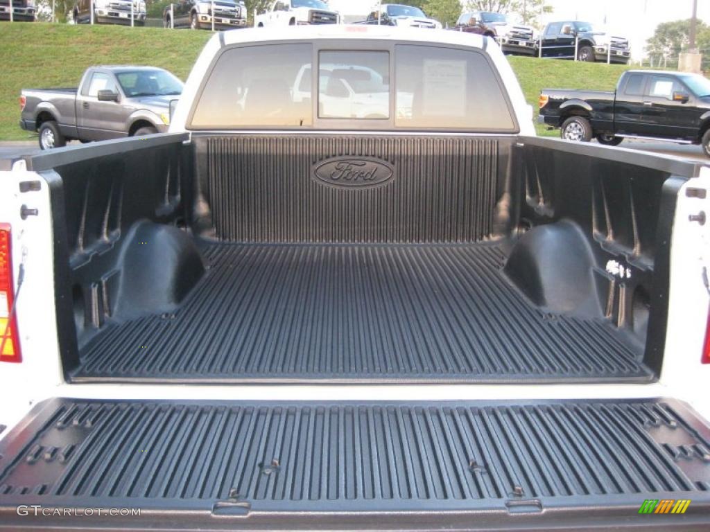2006 F150 XL Regular Cab - Oxford White / Medium Flint photo #12