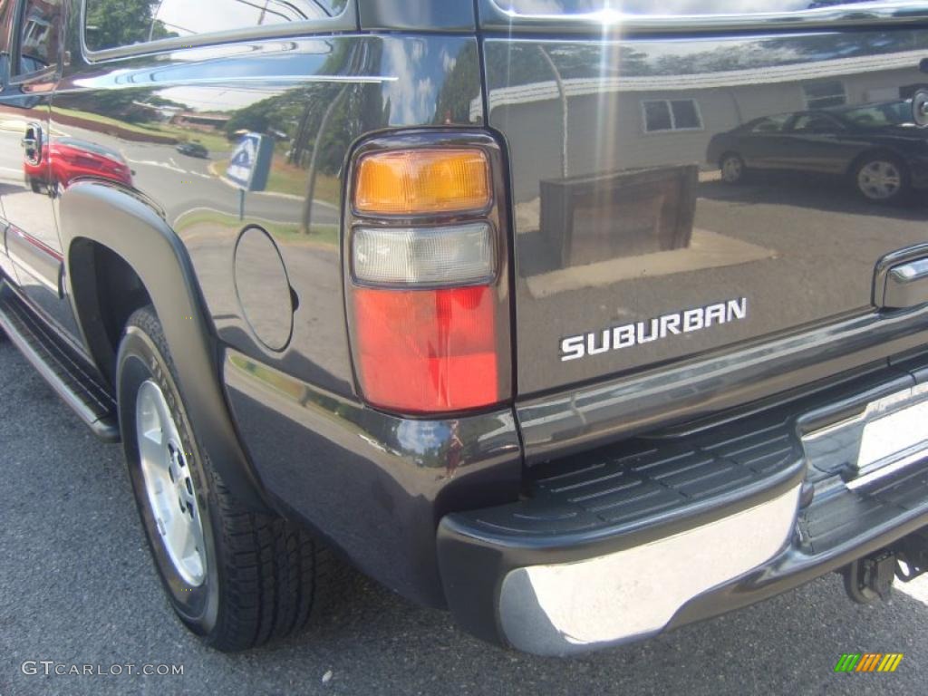 2005 Suburban 1500 LS 4x4 - Dark Gray Metallic / Tan/Neutral photo #10
