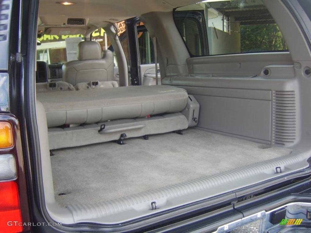 2005 Suburban 1500 LS 4x4 - Dark Gray Metallic / Tan/Neutral photo #12