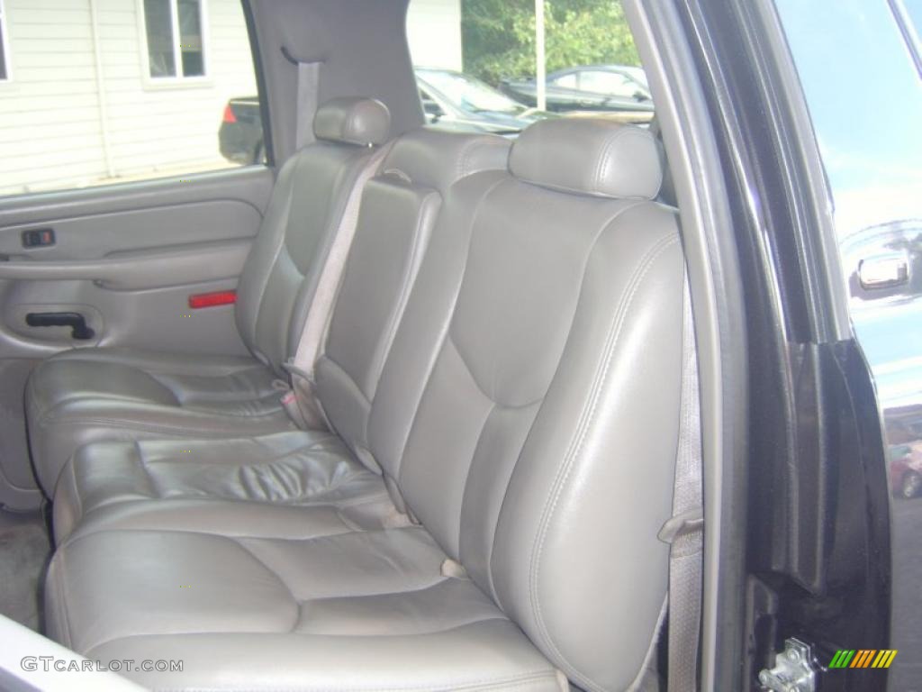2005 Suburban 1500 LS 4x4 - Dark Gray Metallic / Tan/Neutral photo #16