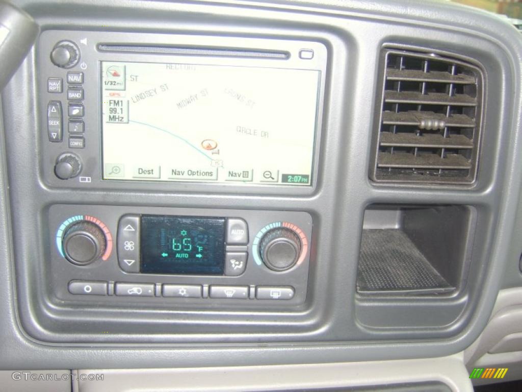 2005 Suburban 1500 LS 4x4 - Dark Gray Metallic / Tan/Neutral photo #20