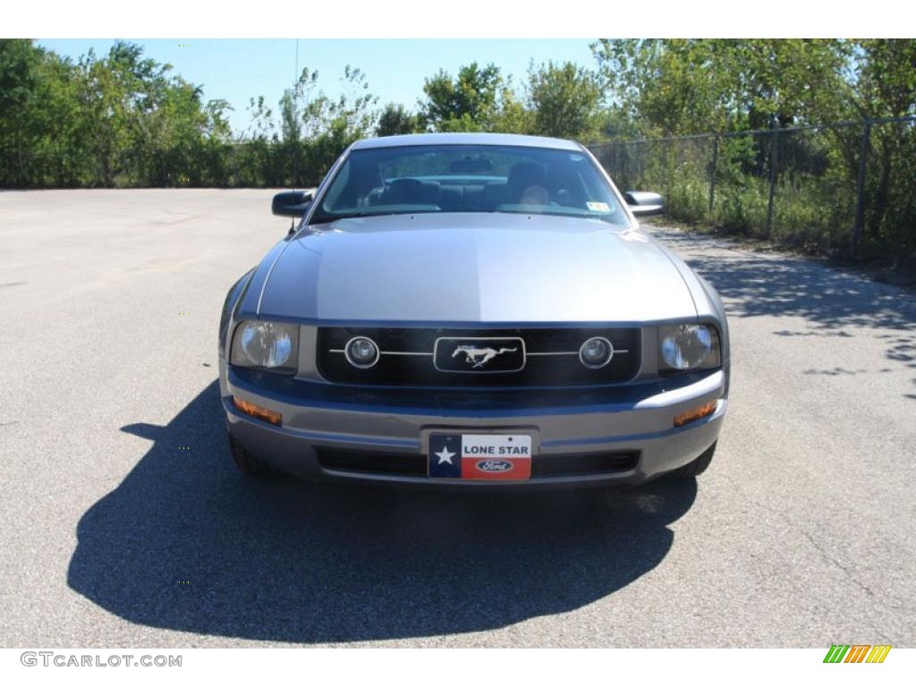 2006 Mustang V6 Deluxe Coupe - Tungsten Grey Metallic / Dark Charcoal photo #9