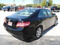 Black - Camry LE Photo No. 5