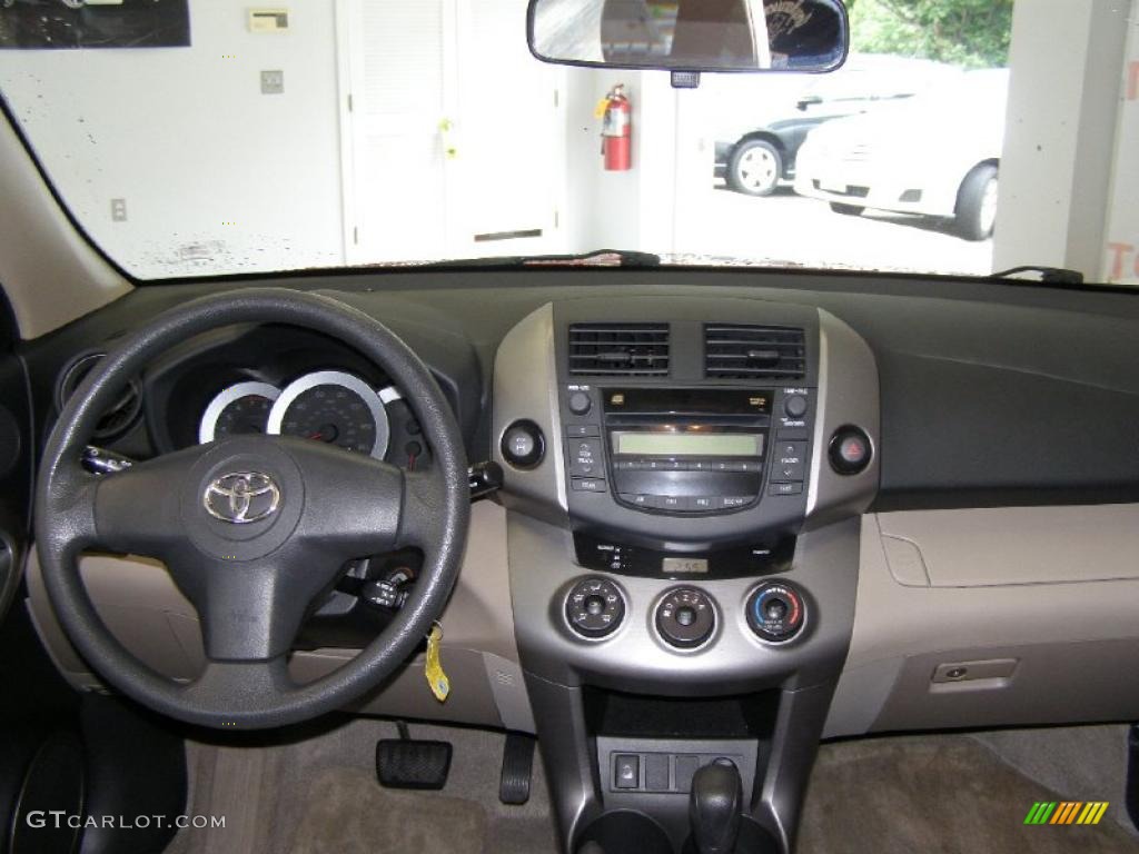 2006 RAV4 4WD - Barcelona Red Metallic / Taupe photo #27