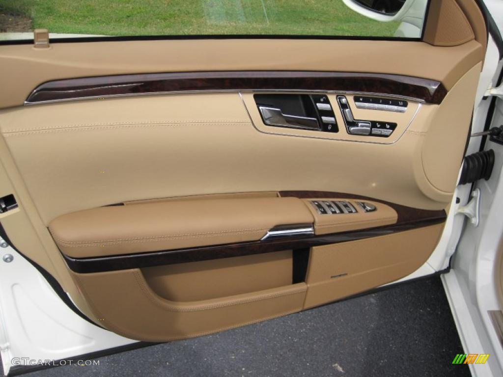 2007 Mercedes-Benz S 600 Sedan Cashmere/Savanna Door Panel Photo #37277941