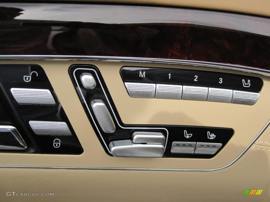 2007 Mercedes-Benz S 600 Sedan Controls Photo #37277957
