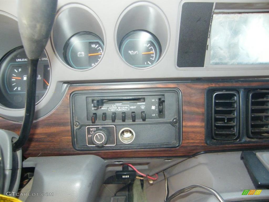 1996 Ram Van 2500 Passenger Conversion - Dark Spruce Metallic / Gray photo #15