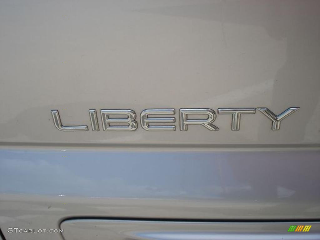 2003 Liberty Renegade 4x4 - Bright Silver Metallic / Taupe photo #34