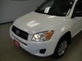 Super White - RAV4 I4 Photo No. 7