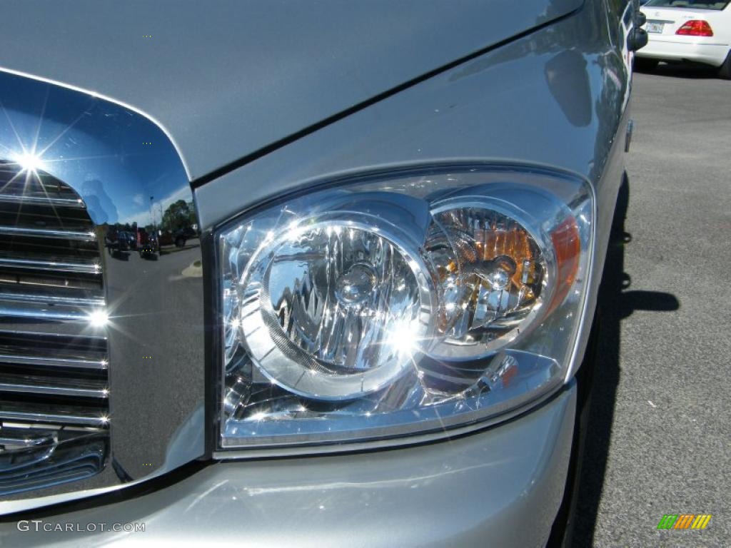 2007 Ram 1500 ST Quad Cab - Bright Silver Metallic / Medium Slate Gray photo #9