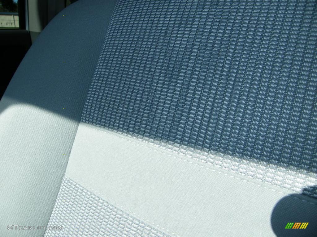 2007 Ram 1500 ST Quad Cab - Bright Silver Metallic / Medium Slate Gray photo #15