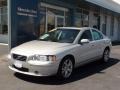 Silver Metallic - S60 2.5T Photo No. 5