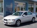 Silver Metallic - S60 2.5T Photo No. 43