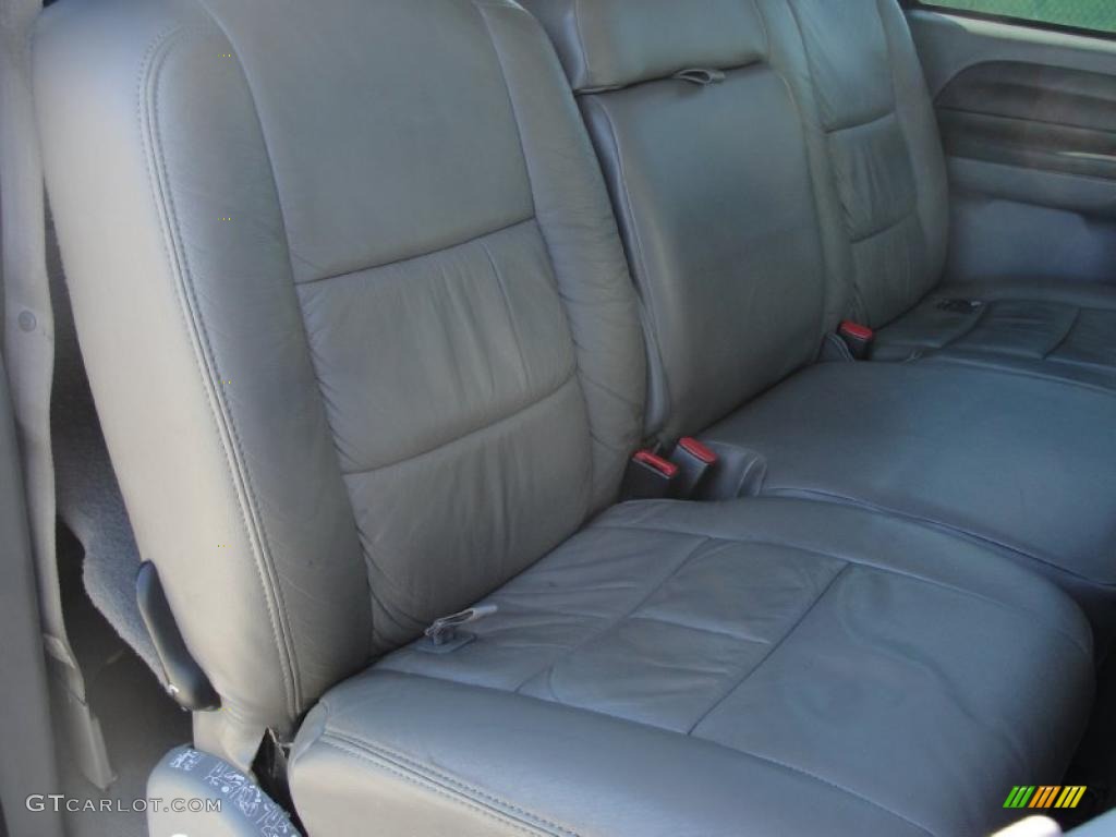 2003 Excursion XLT - Medium Wedgewood Blue Metallic / Medium Flint photo #34