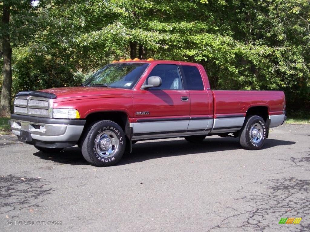 1999 Ram 2500 Laramie Extended Cab - Red Metallic / Mist Gray photo #1