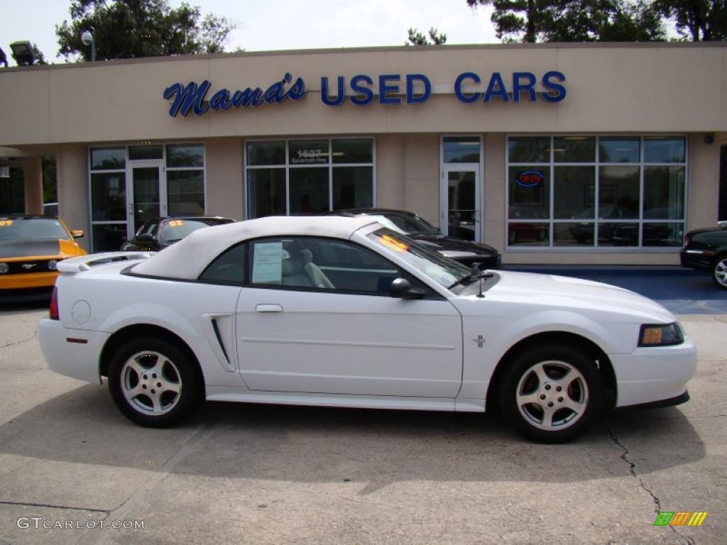 2002 Mustang V6 Convertible - Oxford White / Medium Graphite photo #1