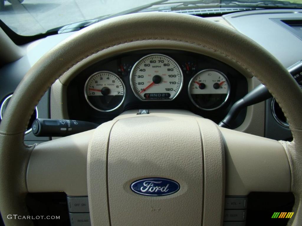 2005 F150 Lariat SuperCrew 4x4 - Aspen Green Metallic / Tan photo #24