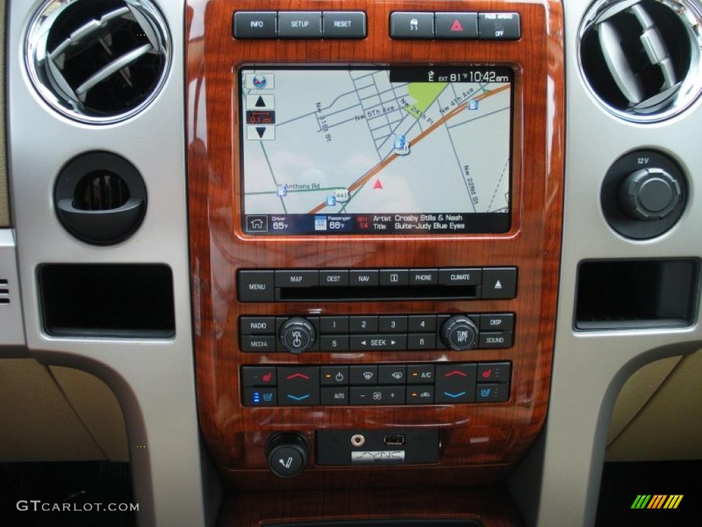 2010 F150 Lariat SuperCrew - Tuxedo Black / Tan photo #10