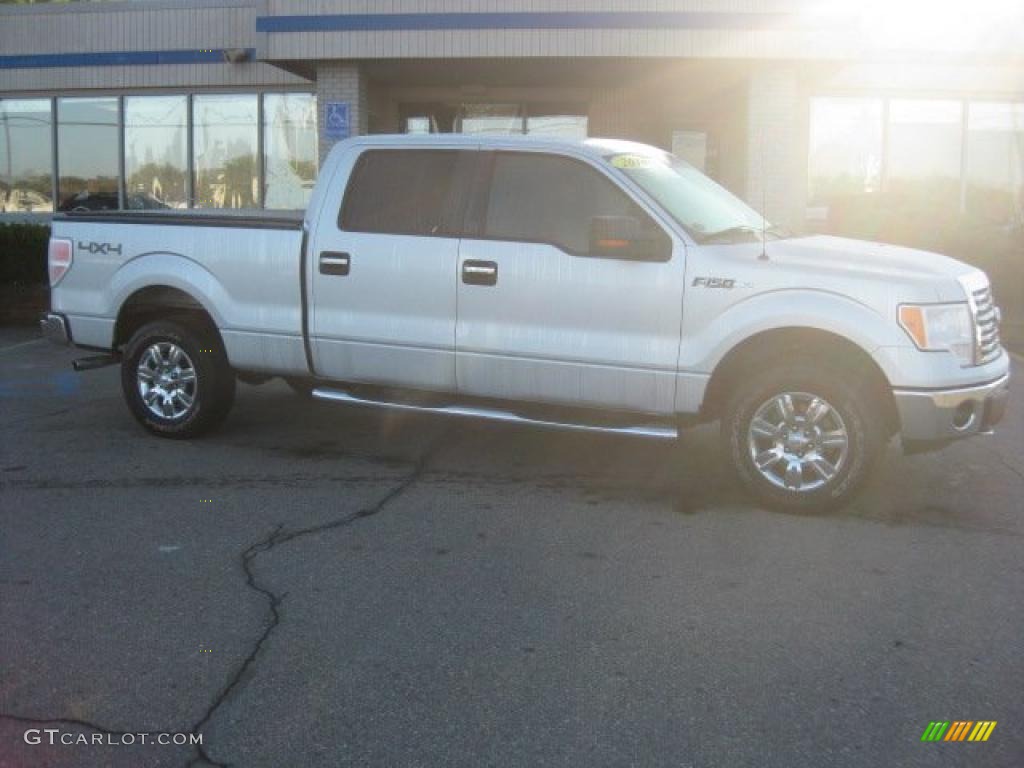 2010 F150 XLT SuperCrew 4x4 - Ingot Silver Metallic / Medium Stone photo #2