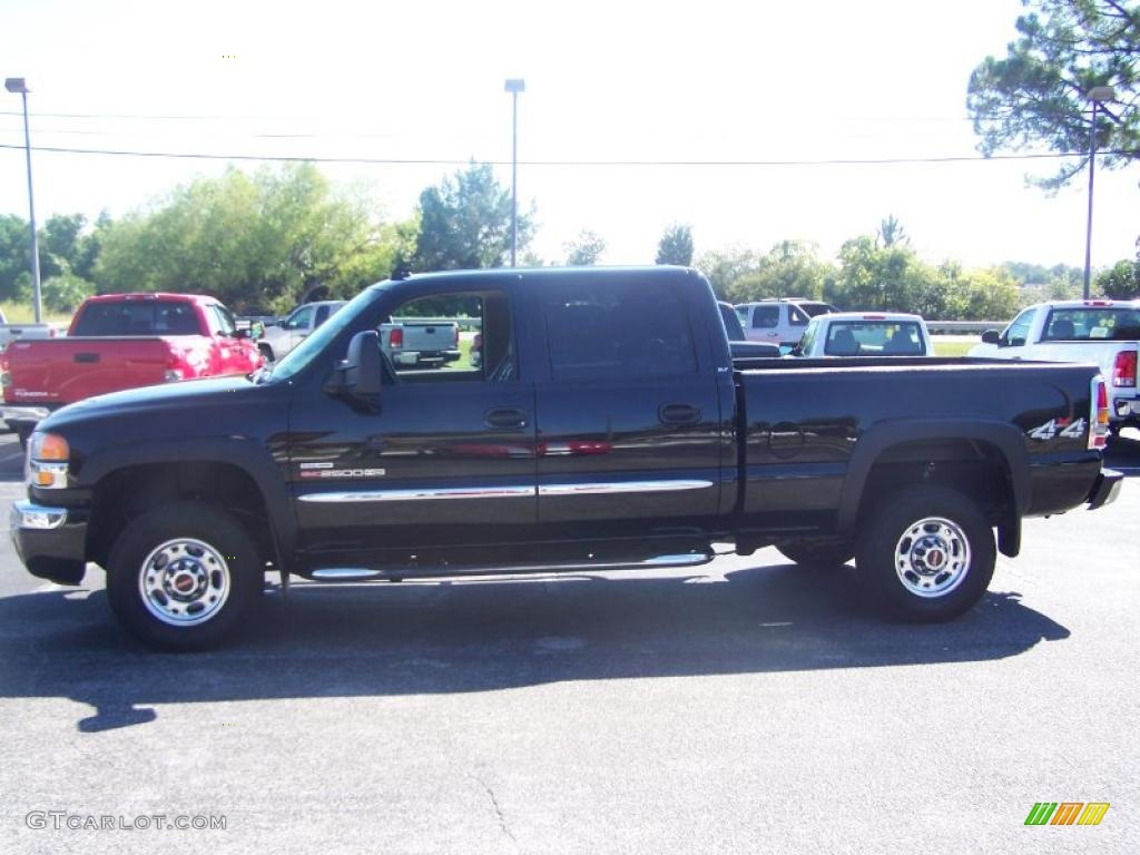 Onyx Black GMC Sierra 2500HD