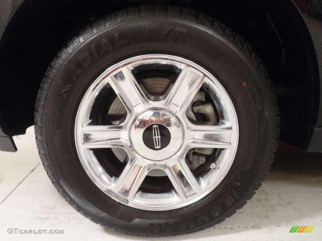 2005 Lincoln Aviator Luxury Wheel Photo #37323951