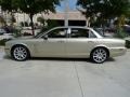 Winter Gold Metallic - XJ XJ8 L Photo No. 5