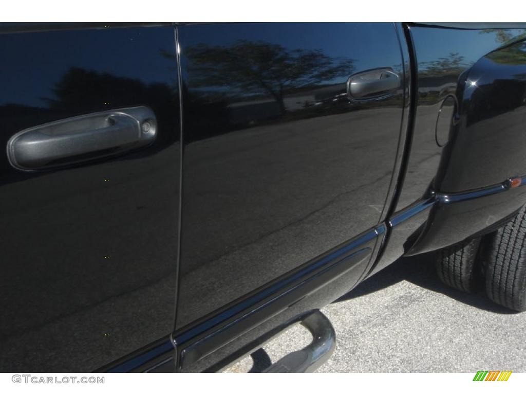 2006 Ram 3500 Sport Quad Cab 4x4 Dually - Brilliant Black Crystal Pearl / Medium Slate Gray photo #37