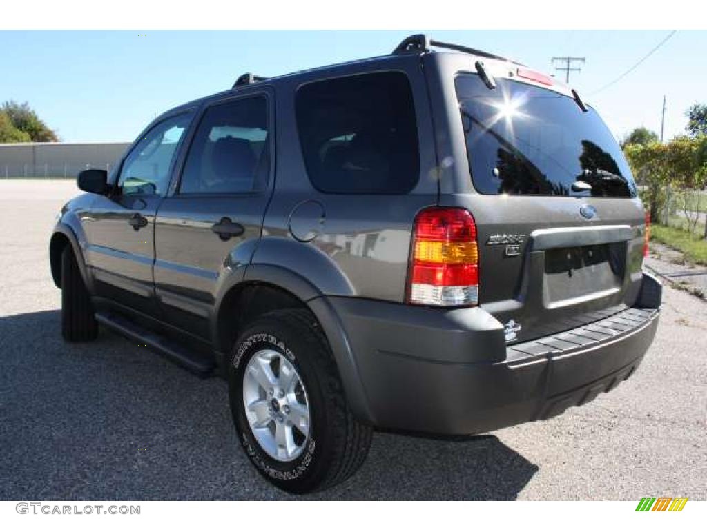 2006 Escape XLT V6 - Dark Shadow Grey Metallic / Medium/Dark Flint photo #25