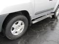 Silver Lightning Metallic - Xterra S 4x4 Photo No. 3