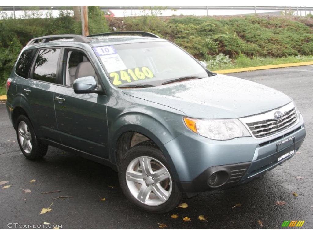 2010 Forester 2.5 X Premium - Sage Green Metallic / Platinum photo #3