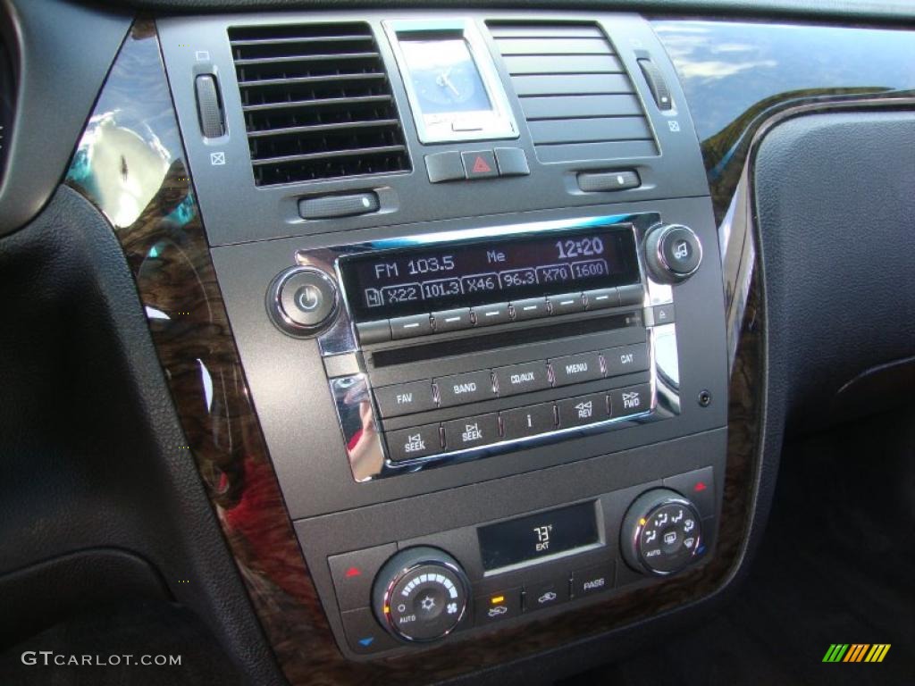 2009 DTS Luxury - Black Raven / Ebony photo #19