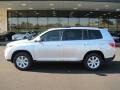 2011 Classic Silver Metallic Toyota Highlander SE  photo #2