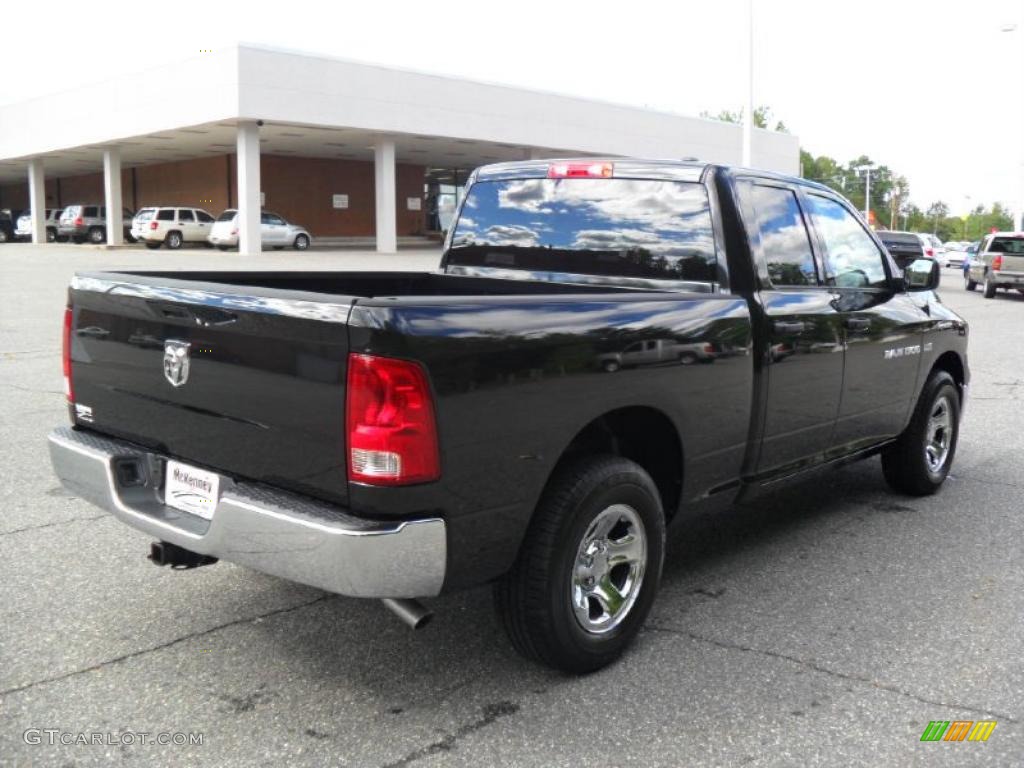 2011 Ram 1500 ST Quad Cab - Brilliant Black Crystal Pearl / Dark Slate Gray/Medium Graystone photo #4