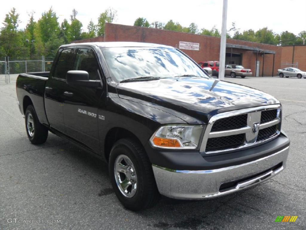 2011 Ram 1500 ST Quad Cab - Brilliant Black Crystal Pearl / Dark Slate Gray/Medium Graystone photo #5