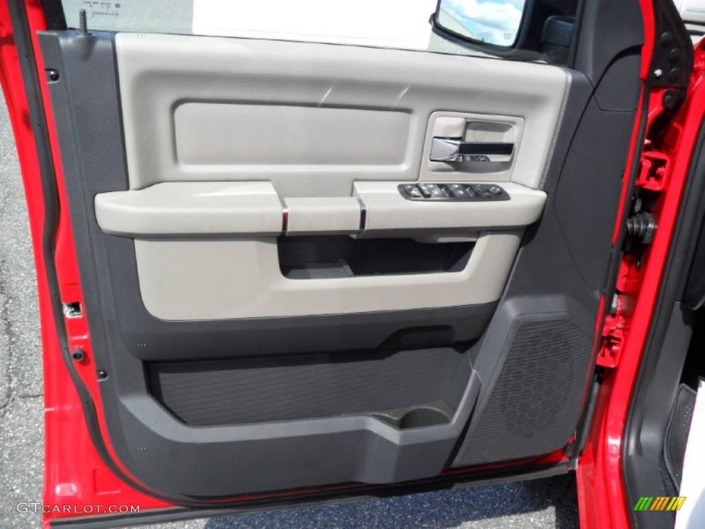 2011 Ram 1500 Big Horn Crew Cab 4x4 - Flame Red / Dark Slate Gray/Medium Graystone photo #10