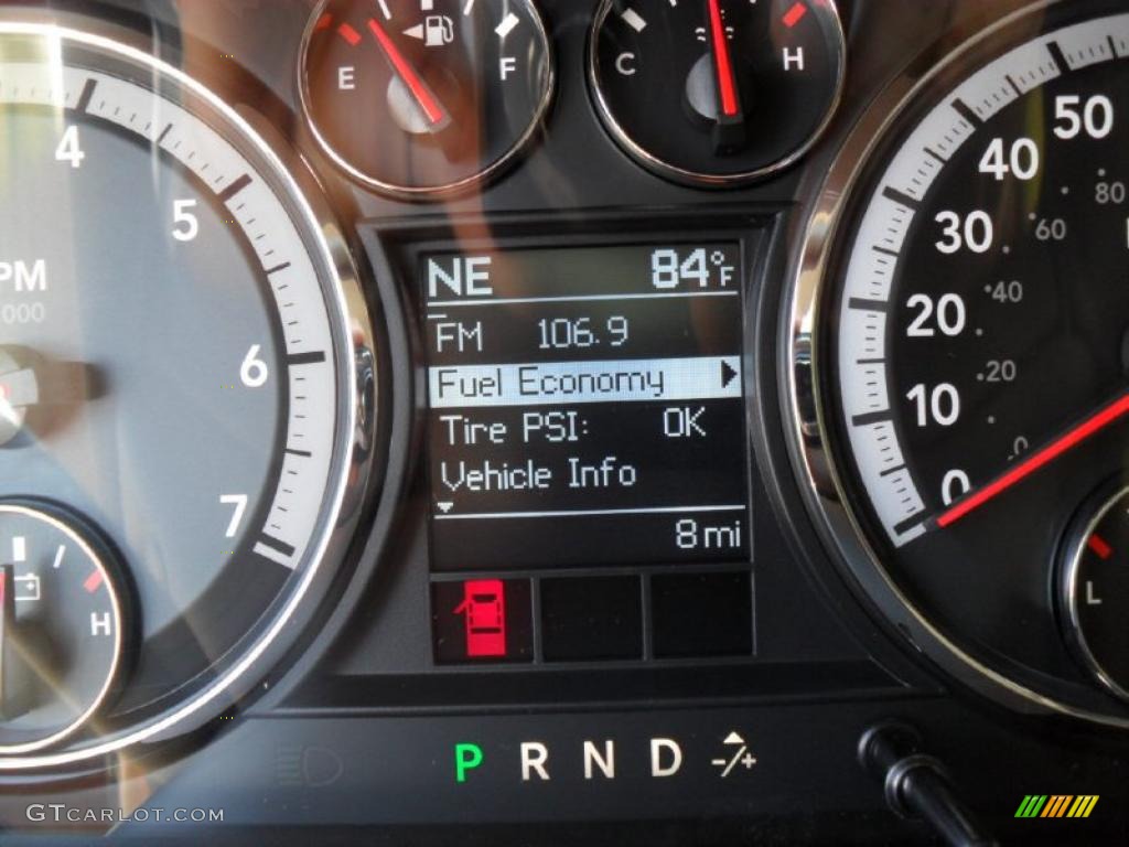 2011 Ram 1500 Big Horn Crew Cab - Bright White / Light Pebble Beige/Bark Brown photo #11