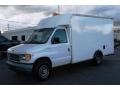 2002 Oxford White Ford E Series Cutaway E350 Commercial Utility Truck  photo #3