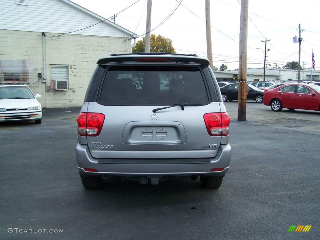 2005 Sequoia SR5 - Silver Sky Metallic / Taupe photo #4