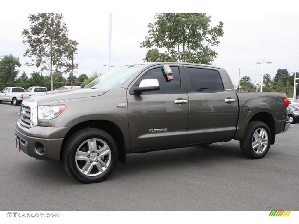 2007 Tundra Limited CrewMax 4x4 - Pyrite Mica / Graphite Gray photo #5