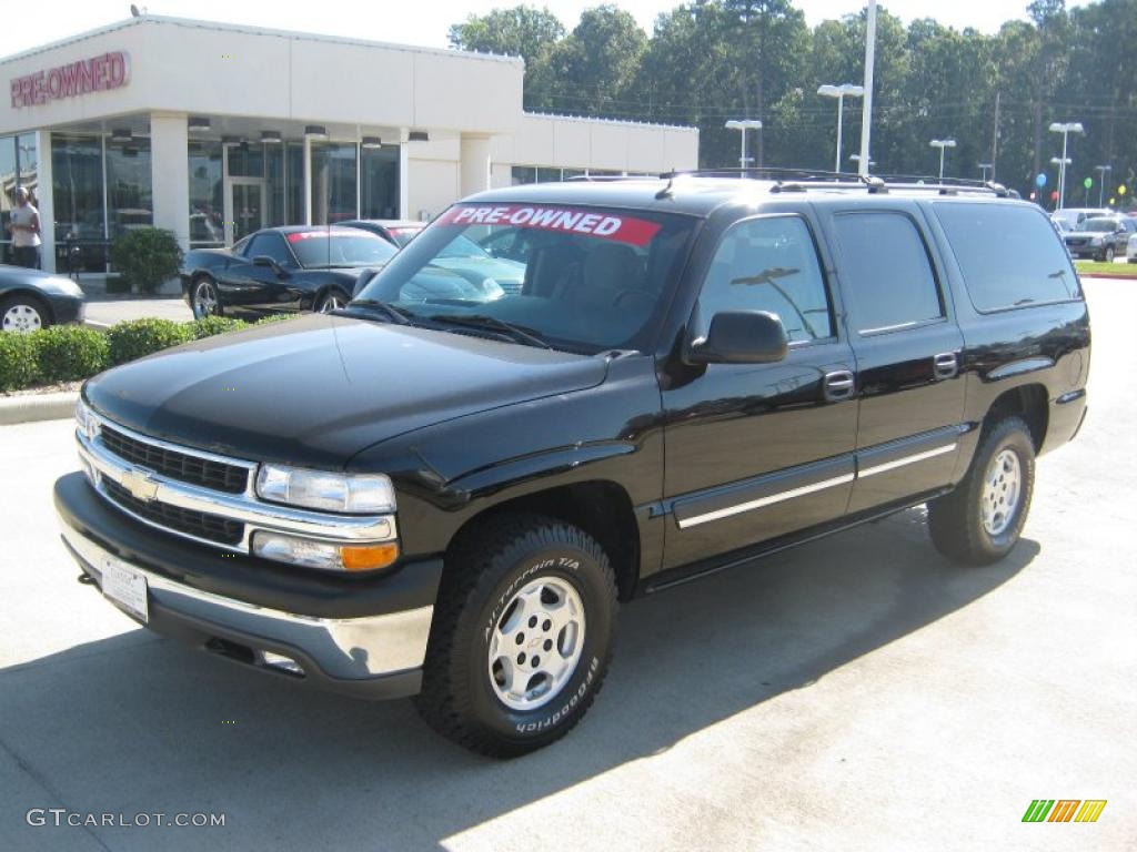 2005 Suburban 1500 LS 4x4 - Black / Gray/Dark Charcoal photo #1