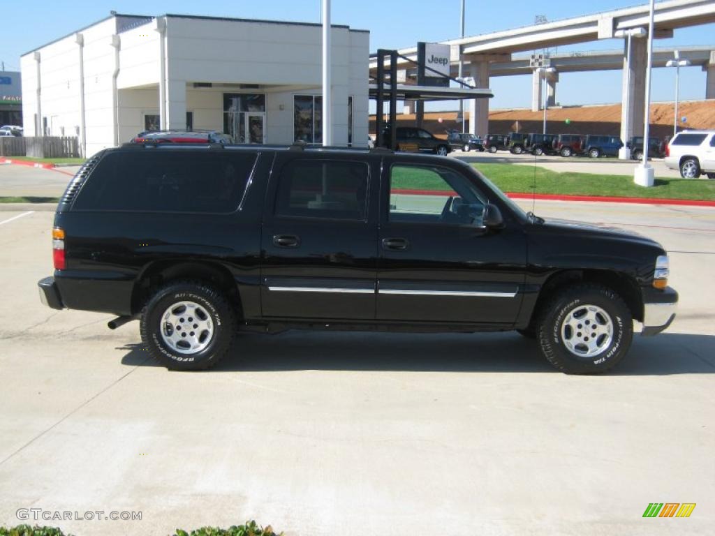 2005 Suburban 1500 LS 4x4 - Black / Gray/Dark Charcoal photo #6