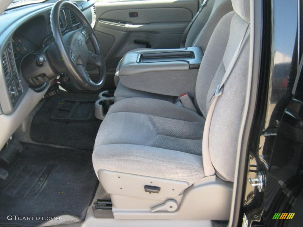 2005 Suburban 1500 LS 4x4 - Black / Gray/Dark Charcoal photo #14