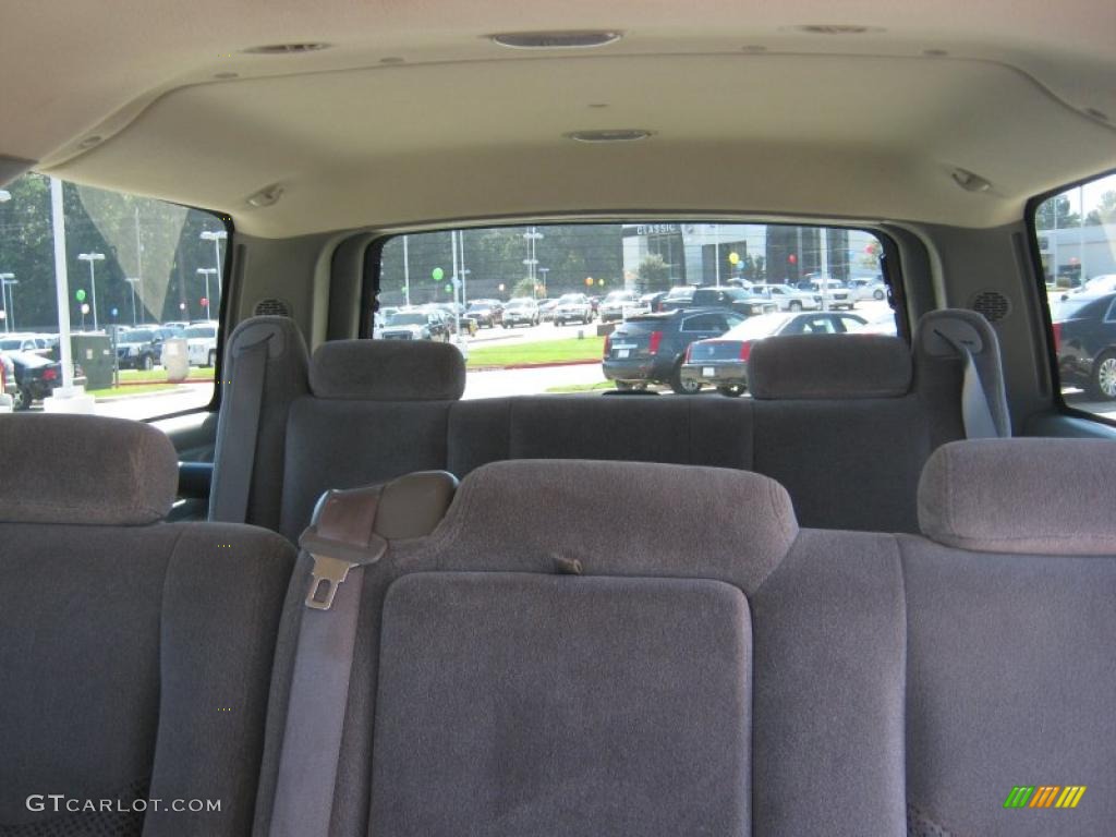 2005 Suburban 1500 LS 4x4 - Black / Gray/Dark Charcoal photo #17