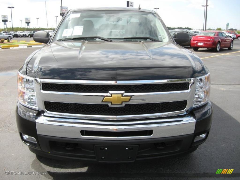 2011 Silverado 1500 LT Crew Cab 4x4 - Black / Light Titanium/Ebony photo #2