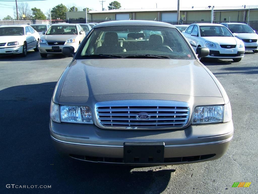 2003 Crown Victoria LX - Arizona Beige Metallic / Medium Parchment photo #3