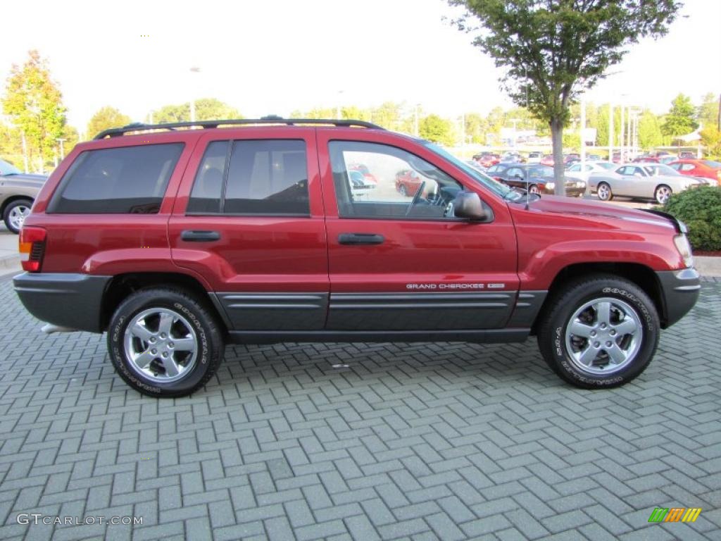 2004 Grand Cherokee Columbia Edition 4x4 - Inferno Red Pearl / Dark Slate Gray photo #6