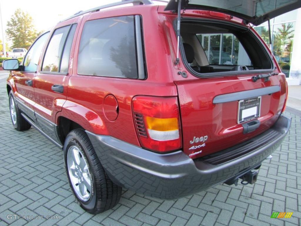 2004 Grand Cherokee Columbia Edition 4x4 - Inferno Red Pearl / Dark Slate Gray photo #14