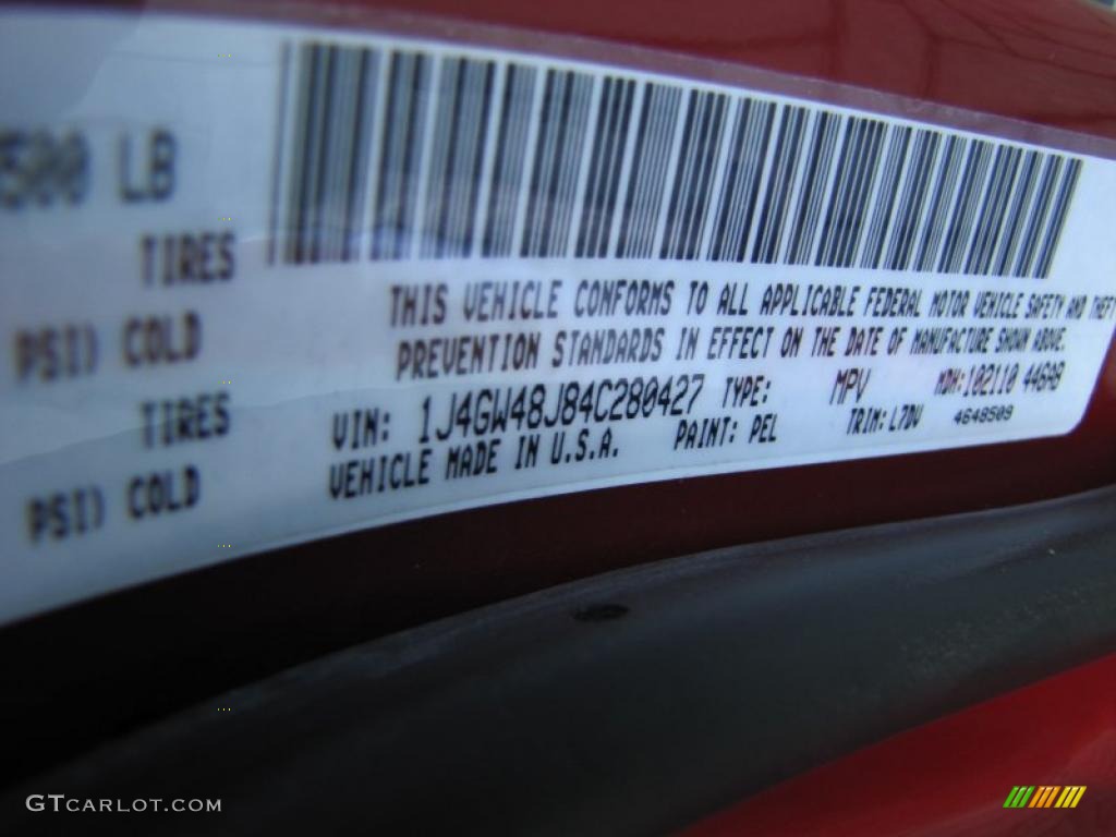 2004 Grand Cherokee Columbia Edition 4x4 - Inferno Red Pearl / Dark Slate Gray photo #33
