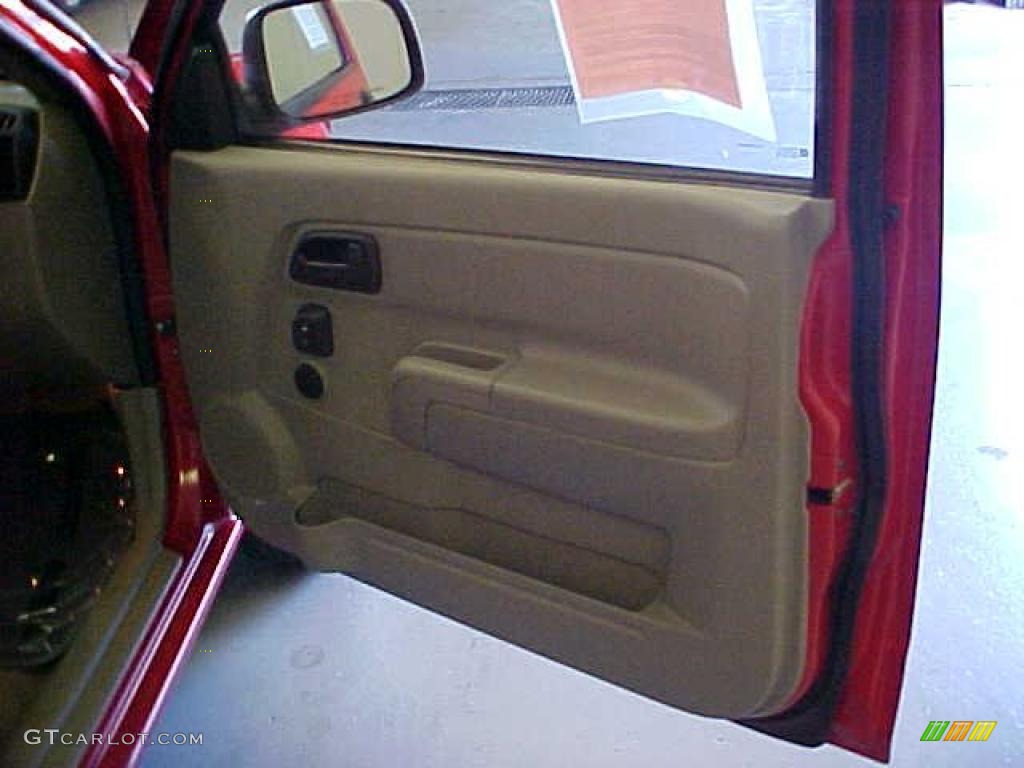 2005 Colorado Extended Cab - Victory Red / Sandstone photo #7